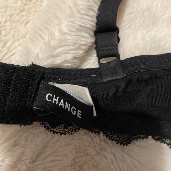 Black Lace Lissi Bra - Picture 2 of 3